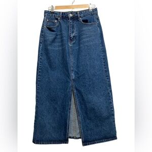 SHEIN Indigo Denim with Contrast Stitching Long With front slit size Medium